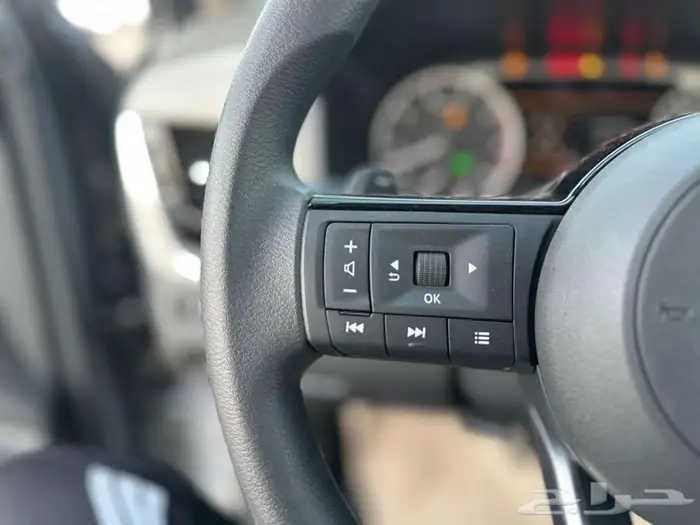 نيسان اكس تريل ستاندر دبل 5 مقاعد 2024 13