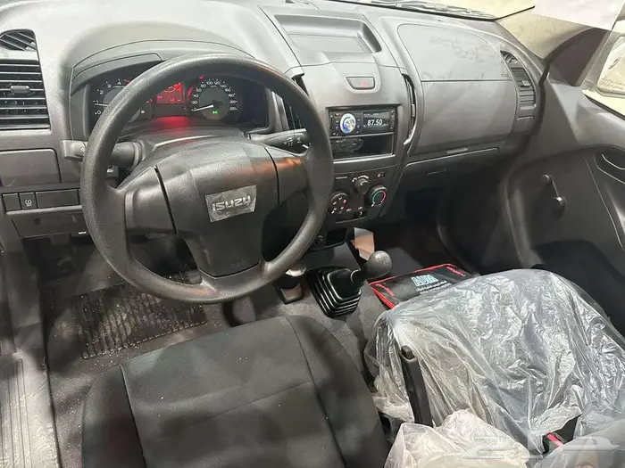 ايسوزو ديماكس غمارة جوانب 2026 1