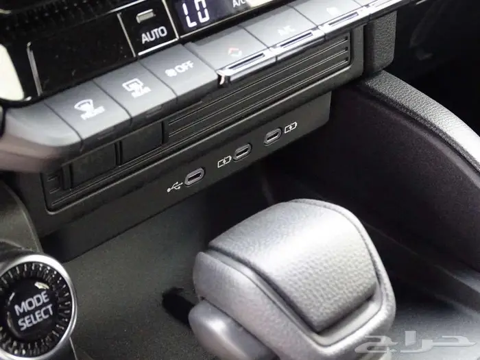 تويوتا برادو TXL1 بنزين 2025 6