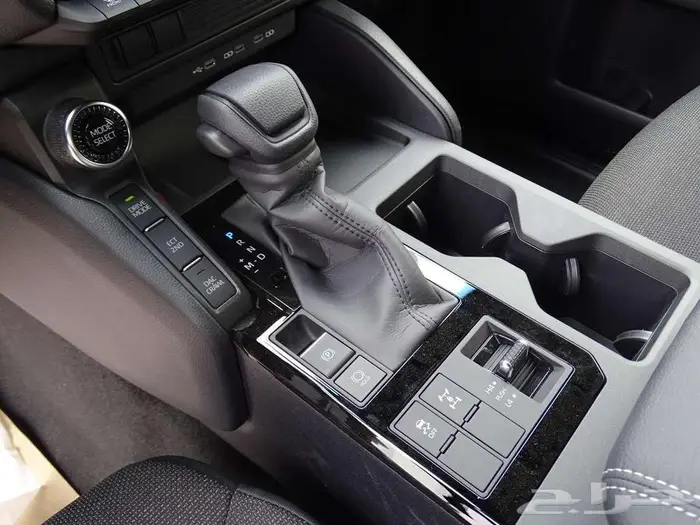 تويوتا برادو TXL1 بنزين 2025 5