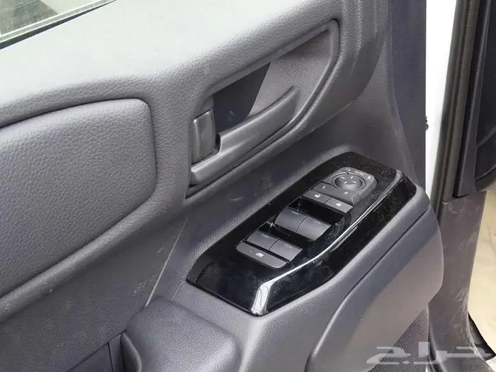 تويوتا برادو TXL1 بنزين 2025 8