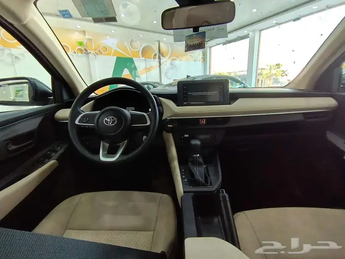 تويوتا ياريس y ستاندر 2026 كاش و اقساط 5