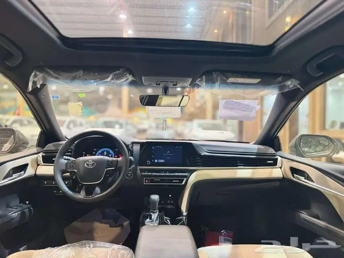 تويوتا كامري LE هايبرد 2025-سعودي 8