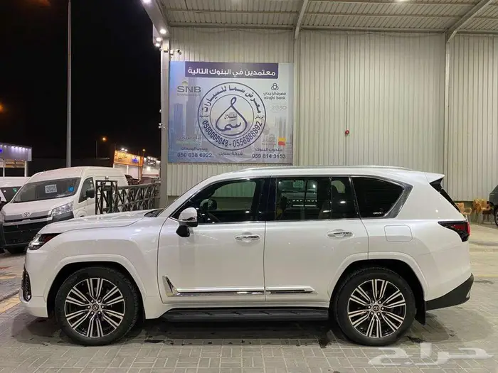 لكزس ال اكس 600 BB 2023 ابيض ماشيه 21000كم 8