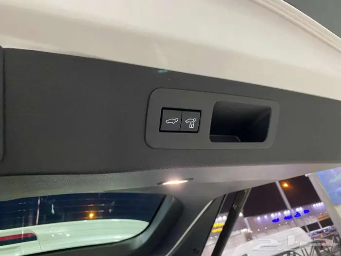 لكزس ال اكس 600 BB 2023 ابيض ماشيه 21000كم 37