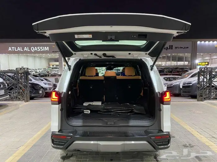لكزس ال اكس 600 BB 2023 ابيض ماشيه 21000كم 49