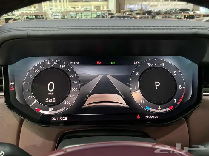 رينج روفر 2023 HSE ازرق غامق 8 سلندر خليجي ماشيه 95000كم 14