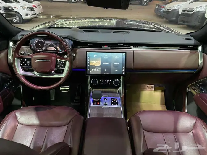 رينج روفر 2023 HSE ازرق غامق 8 سلندر خليجي ماشيه 95000كم 37