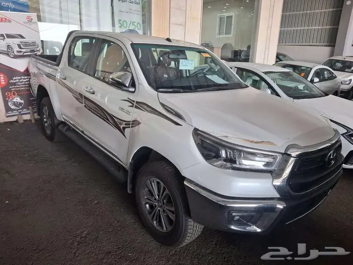 تويوتا هايلكس فل بنزين S-GLX 2025 1