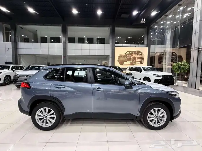 تويوتا كورولا كروس ( LTD فل كامل ) موديل 2025 أقل الأسعار 5