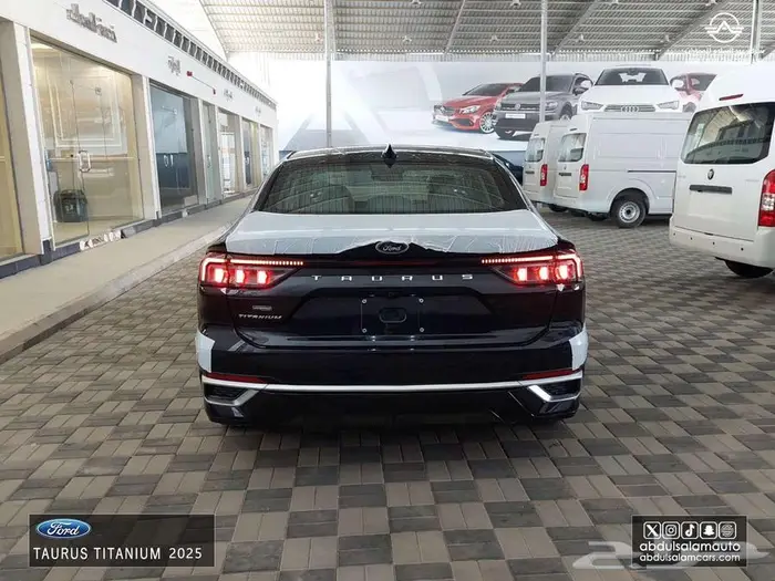 فورد توروس - تيتانيوم بنزين 2025 - كاش واقساط 3