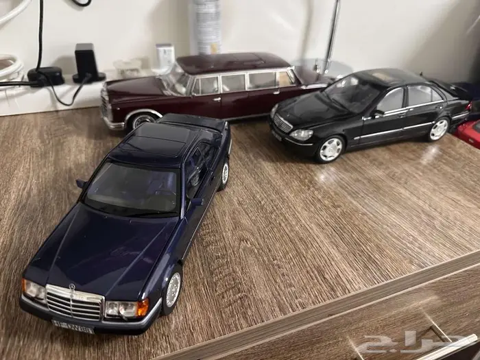 Mercedes-Benz 300 CE-24 Coup  (C124) مجسم مقاس 1 18 12