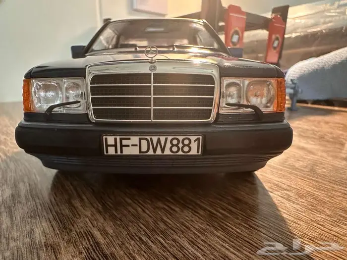 Mercedes-Benz 300 CE-24 Coup  (C124) مجسم مقاس 1 18 8