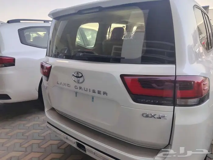 لاند كروزر GXRL4 ديزل 2025 9
