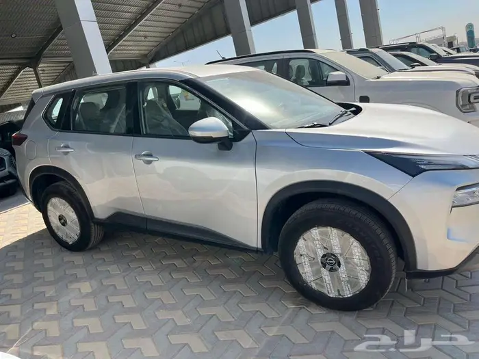 نيسان اكس تريل اقل سعر 2