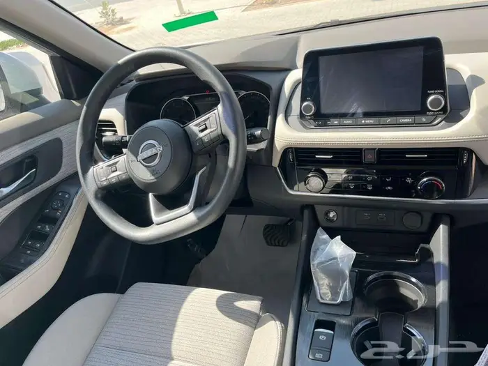 نيسان اكس تريل اقل سعر 9