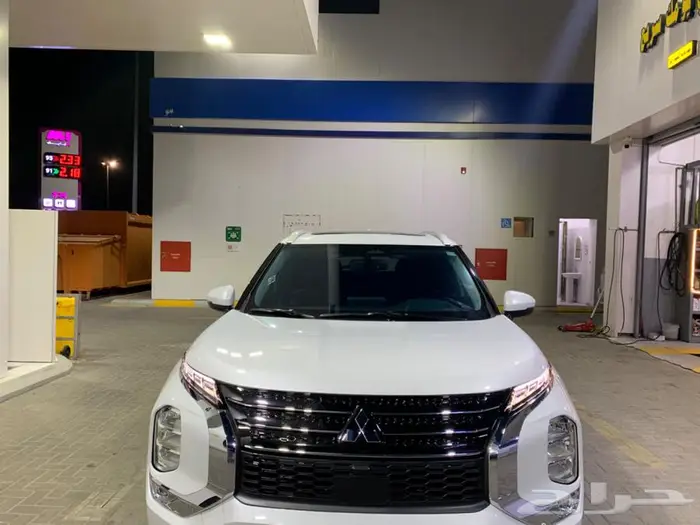 ميتسوبيشي اوتلاندر 2025 3