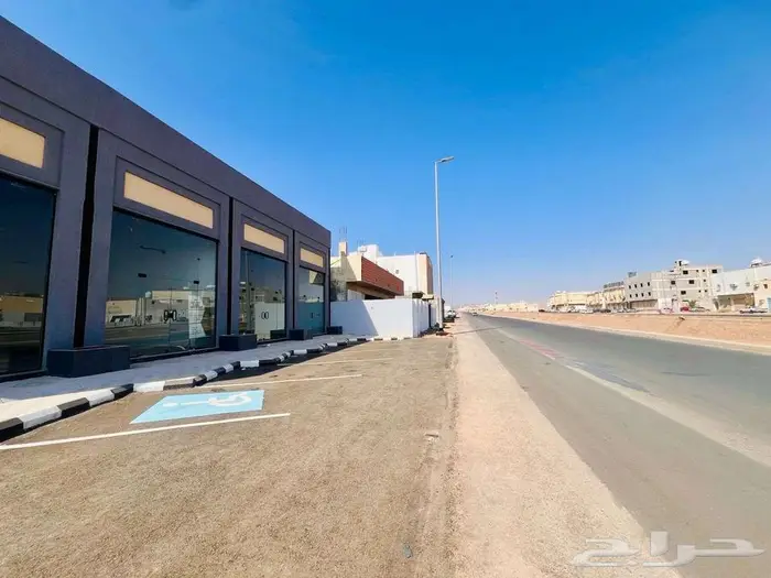 معارض للايجار على شارع الامام الترمذي بالعزيزية 2