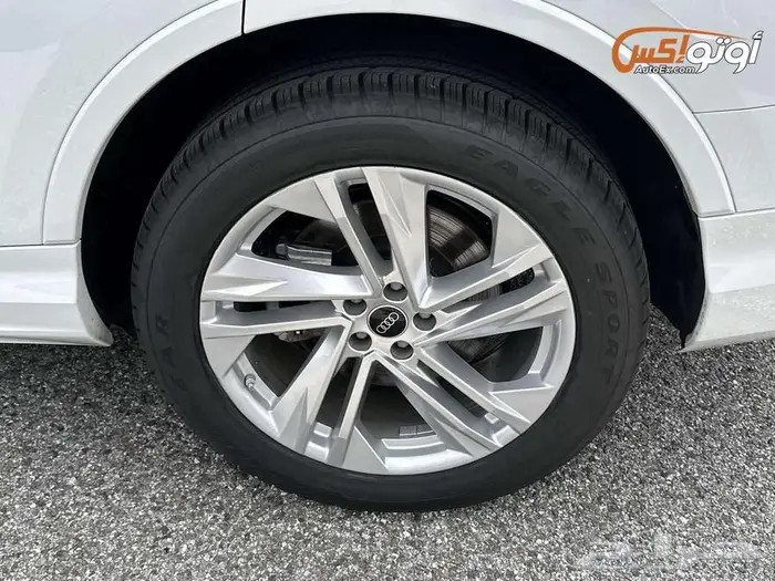 2024 أودي Q7 بريميوم بلس 8