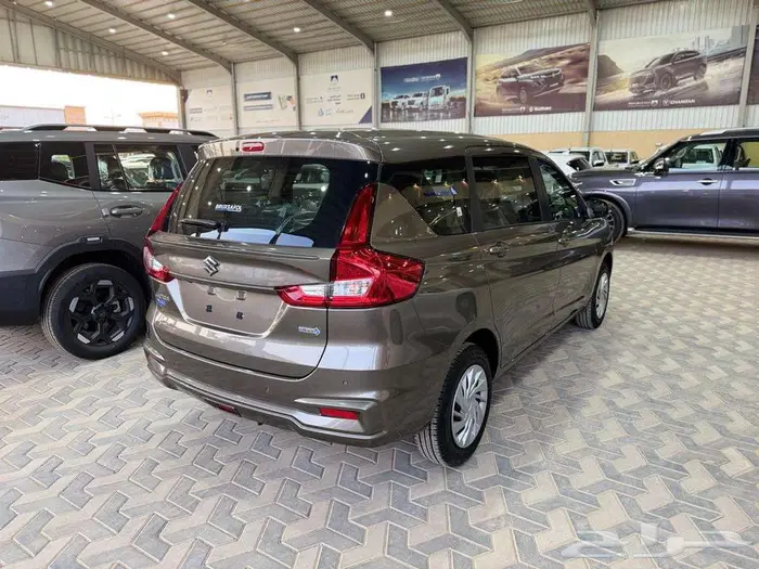 سوزوكي ارتيجا GL ستاندر 2025 11