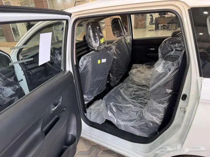 سوزوكي ارتيجا GL ستاندر 2025 10