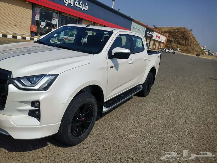 ديماكس 2023 شبه جديدة 6