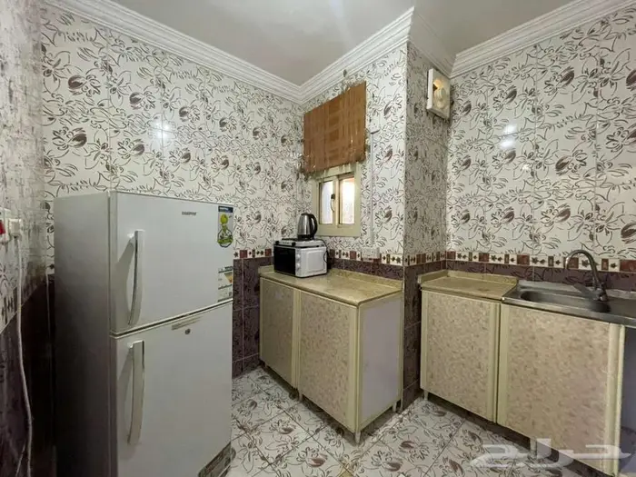 شقة مؤثثة للإيجار (الشهري والسنوي ) جدة حي السلامة 3