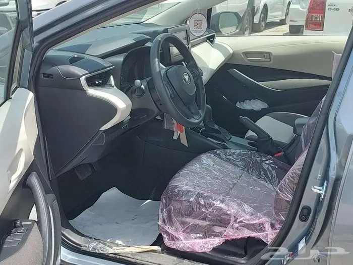 تويوتا كورولا 1.5 لتر استاندرد XLI ( XLI مطور )موديل 2025 3