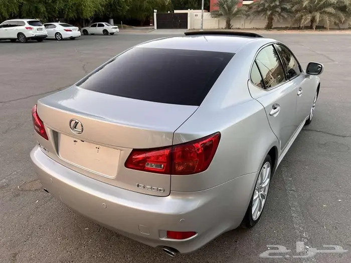 لكزس is 250 سته سلندر 7