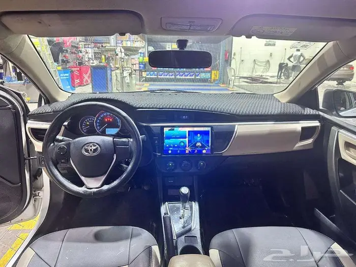 كورولا 2015 ستاندرد بحاله ممتازه 1