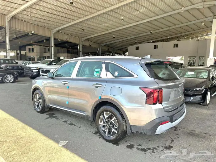 كيا سورينتو استاندر cc1.6 تيربو هايبرد موديل 2024 تصدير مصر 3