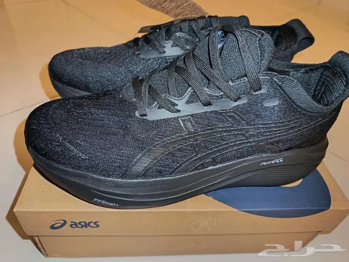 Asics nimbus 27 size 45 4