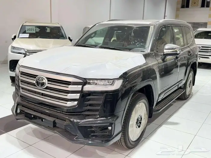 في اكس ار 2025 بريمي فل كامل توين تيربو اللون اسود 2