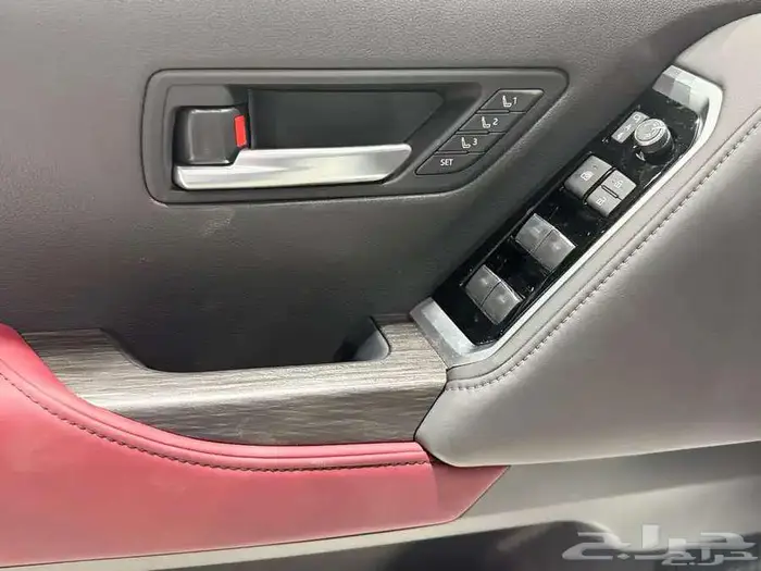 في اكس ار 2025 بريمي فل كامل توين تيربو اللون اسود 9