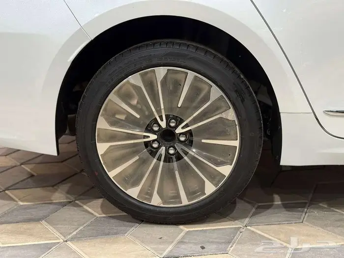 كورولا 2.0 ستاندر 2025 بقسط 1293 10