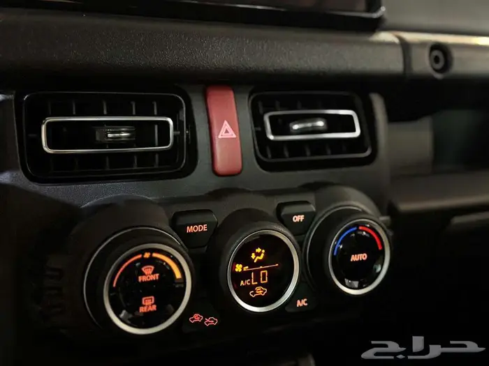 سوزوكي جيمني 2025 كاش واقساط لدى شركة خالد للسيارات 17