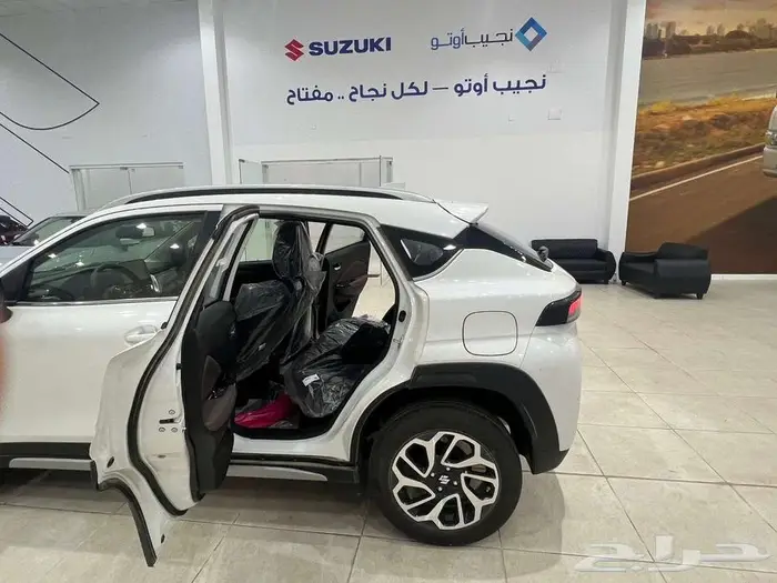 سوزوكى فورنكس فل كامل 2026 GLX 4