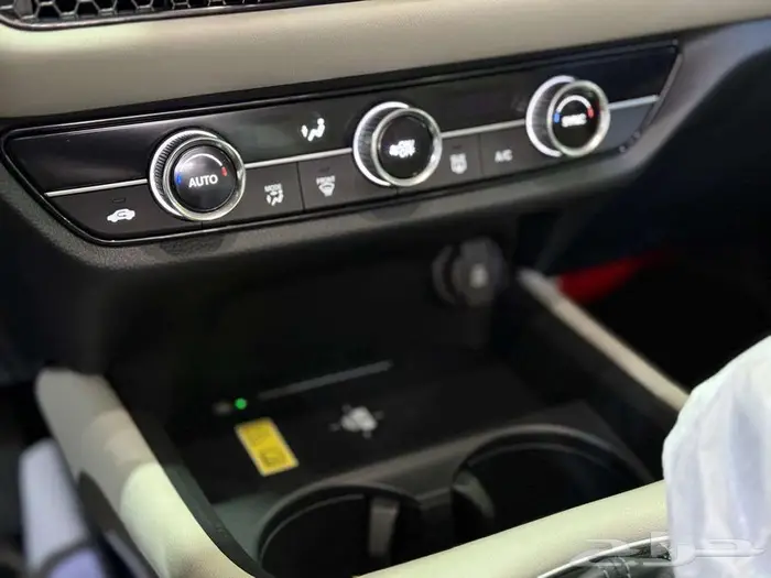 هوندا ZRV خليجي موديل 2024 بقسط 1579 5