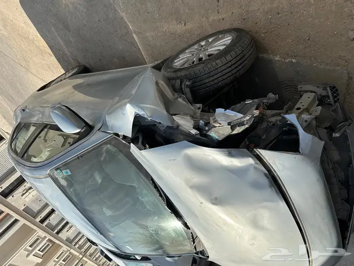 ديزاير 2025 مصدوم 13