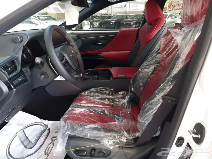 لكزس ES 350 أف سبورت 2025 الساير بااقل الاسعار 3