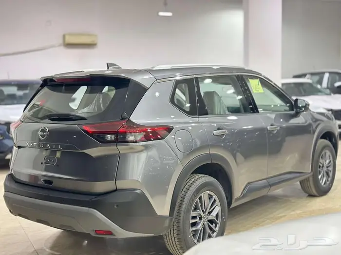 نيسان اكستريل 2025 ستاندر 7 راكب بدون دبل) 4