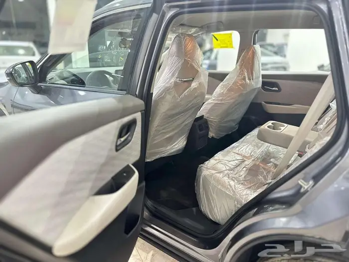 نيسان اكستريل 2025 ستاندر 7 راكب بدون دبل) 13