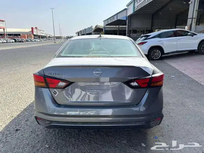 نيسان التيما استندر2026كاش وتاجير منتهى بالتمليك اقل سعر 8