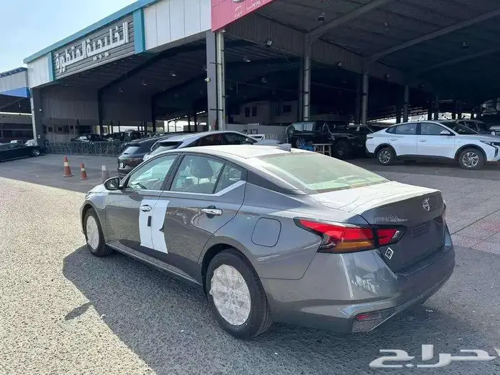 نيسان التيما استندر2026كاش وتاجير منتهى بالتمليك اقل سعر 2