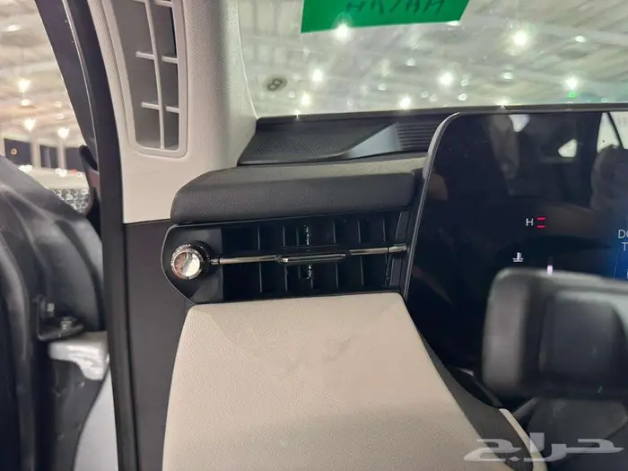 فورد تورس امبيانتي 2026 12