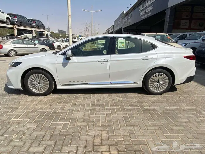 تويوتا كامري LE موديل 2025 نص فل أصفار كاش و اقساط 4