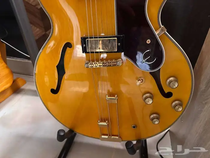 غيتار epiphone sheraton archtop 2