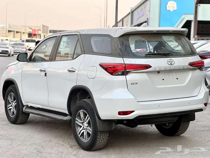 فورتشنر GX2 بدون دبل بنزين 2025 3