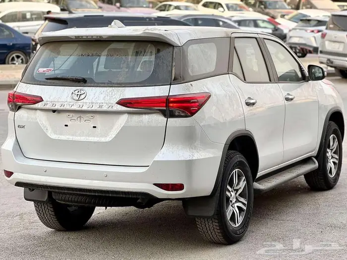 فورتشنر GX2 بدون دبل بنزين 2025 4