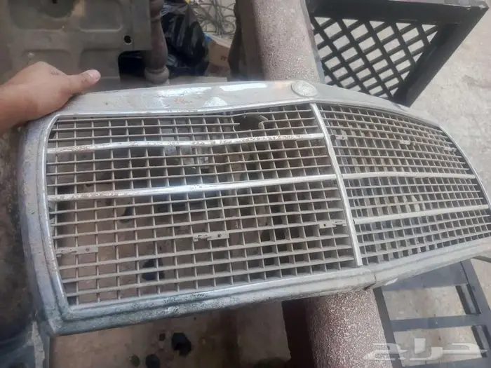 بسعر رخيص قطع مرسيدس w126 14